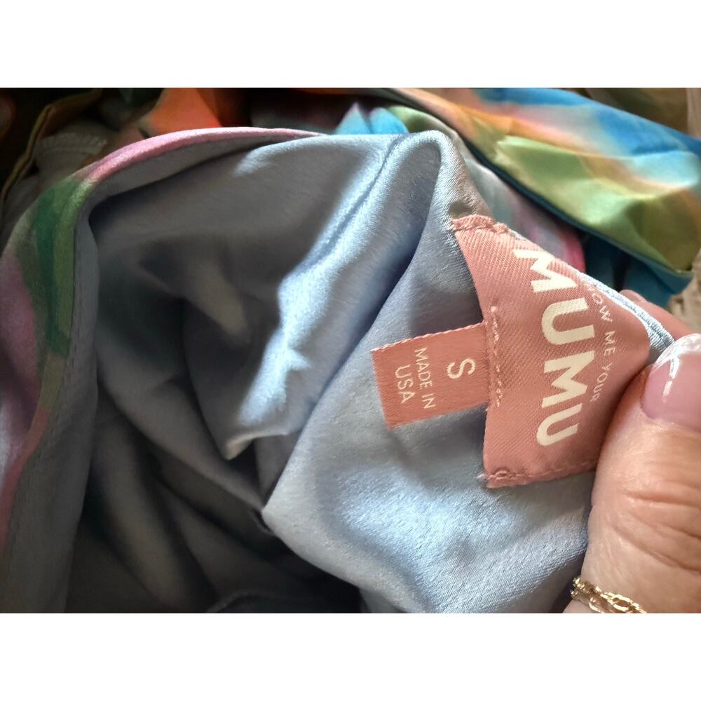 $158 Lisa Mini Dress in Colorful Canvas
Show Me Your Mumu Medium Or Small - Picture 3 of 6